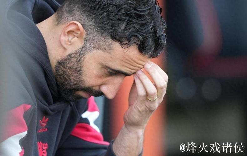 阿莫林:能接受名宿们的意见,对他们来说唯一问题是曼联没赢 阿莫林:能接受名宿们的意见,对他们来说唯一问题是曼联没赢